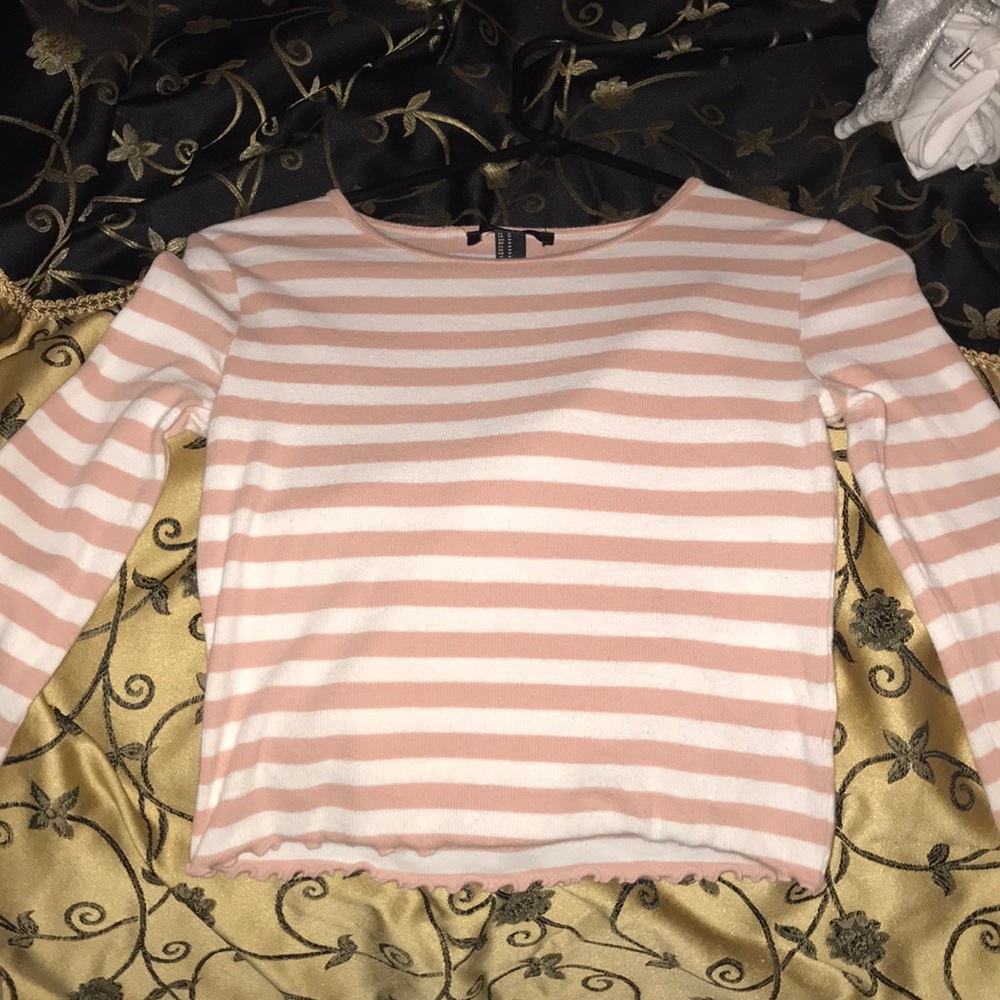 Salmon and white stripped crop top